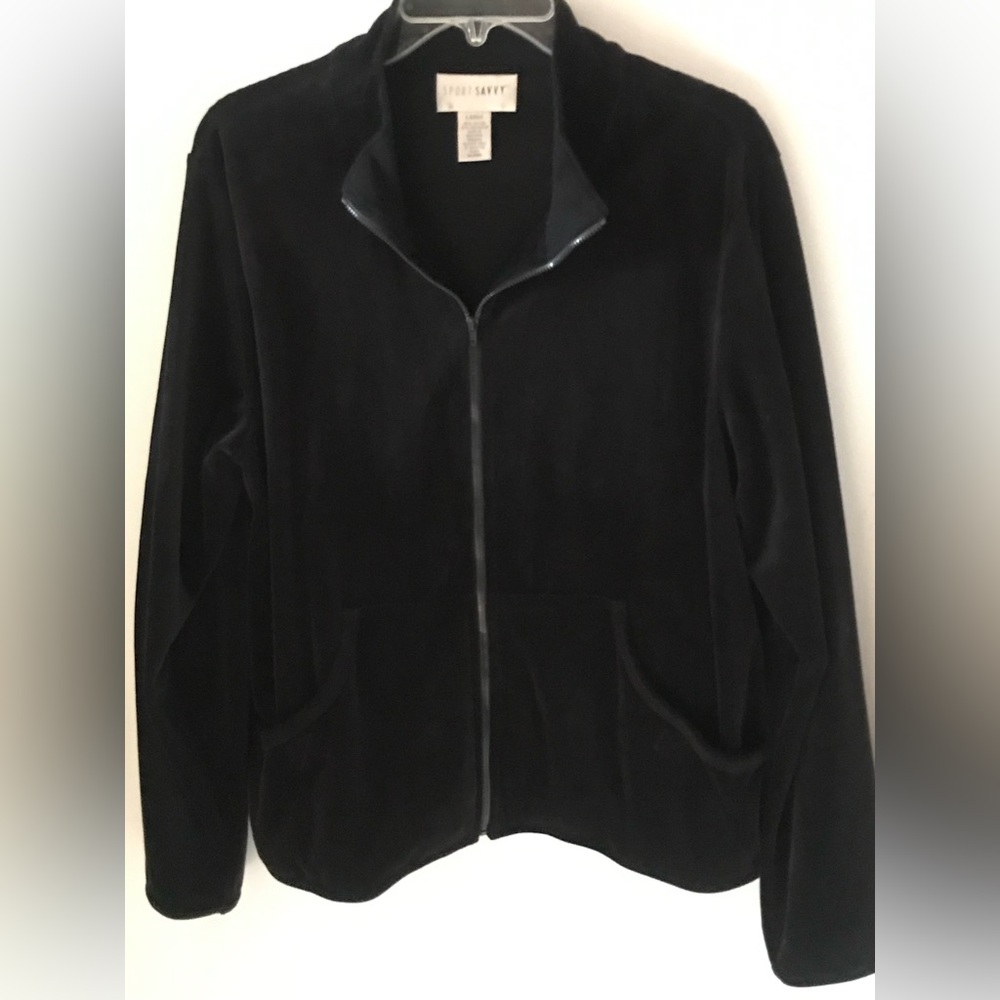 Sport Savvy Women’s black velour long sleeve zip up jacket with 2 front pockets